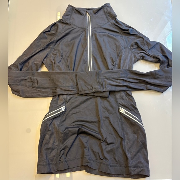 lululemon athletica Small Black floral mesh back mock neck Half-Zip Long Sleeve - Picture 3 of 10